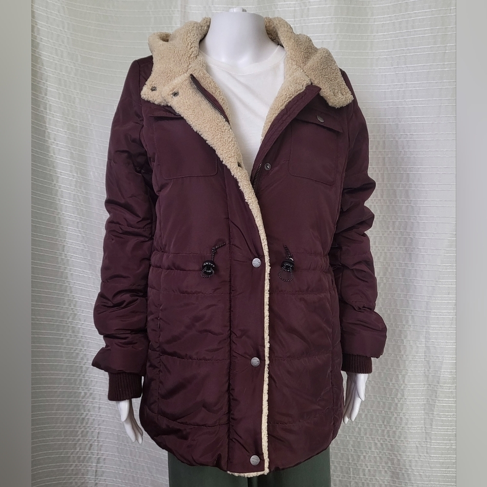 LEVI'S Quilted Puffer Coat Jacket Sherpa Hood and Trim Burgundy Women's M - Picture 15 of 16